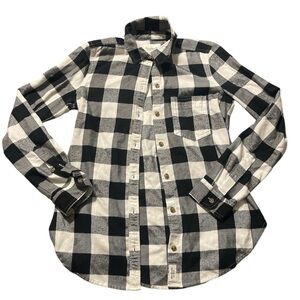 Abercrombie & Fitch Black and White Button Down Shirt